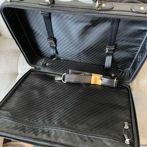 Men’s travel briefcase